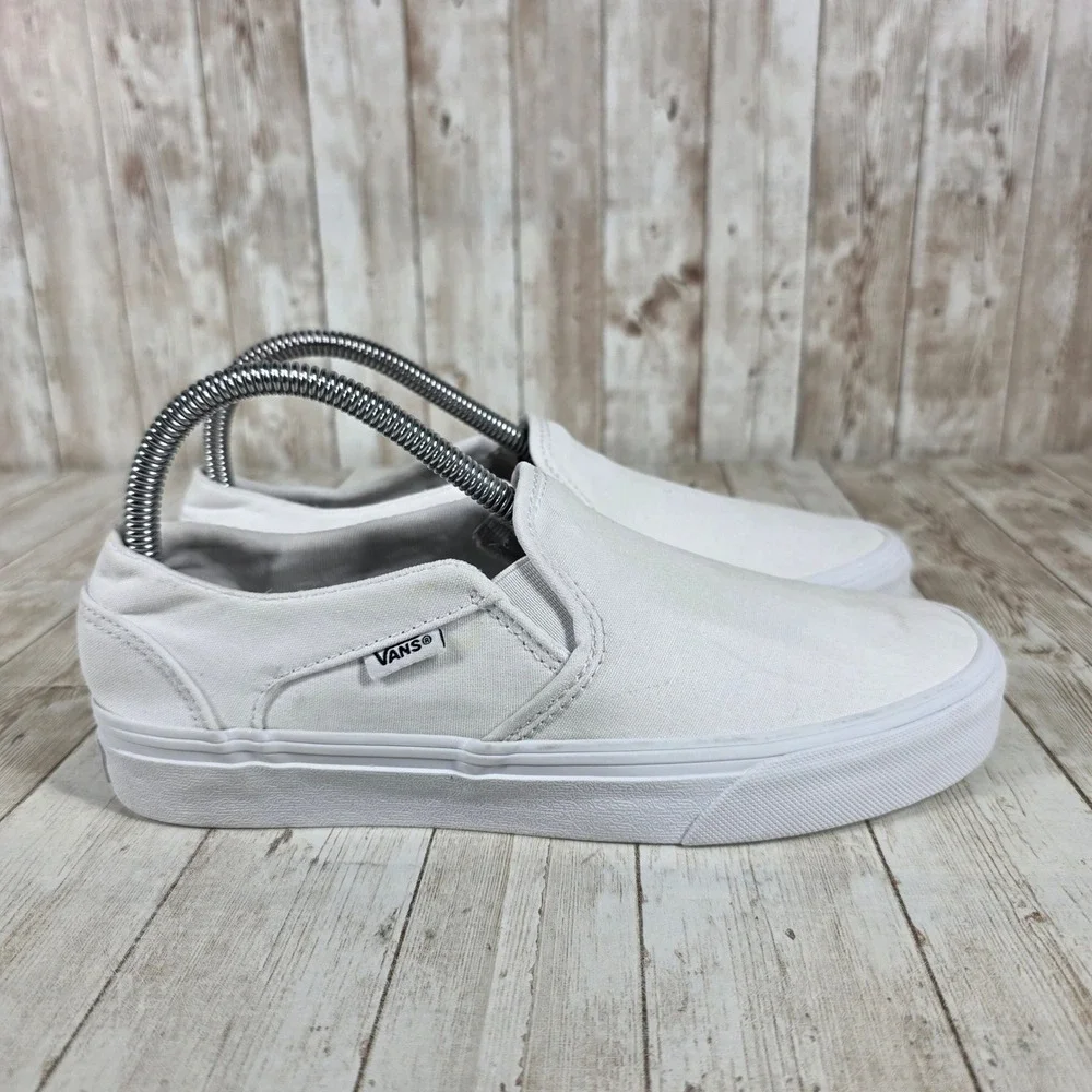 Vans Slip On Women's Shoes Size 8 US White Casual Sneakers Canvas Low Top